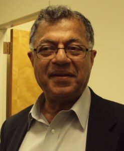 Girish Karnad (May 19, 1938 – June 10, 2019) was an incredible Indian actor, filmmaker, and writer who made a huge impact in the world of Kannada literature and beyond. He was a Jnanpith award winner and worked across various languages like Hindi, Tamil, Telugu, Malayalam, and Marathi. When he started writing plays in the 1960s, it was a big turning point for modern Indian playwriting in Kannada.