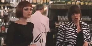 Maria meets up with Barbara to gather information.